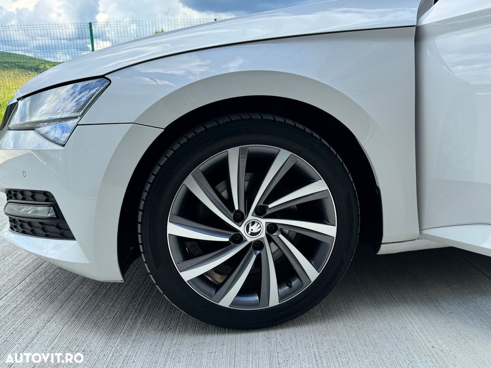 Skoda Superb 2.0 TDI DSG Sportline - 10