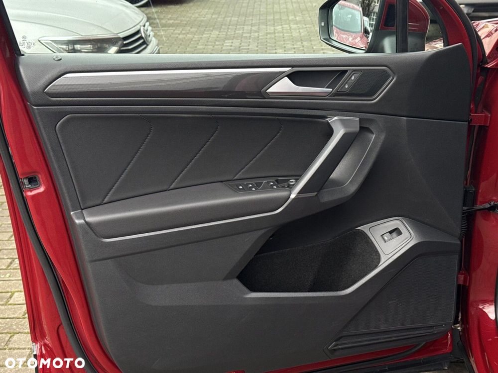 Volkswagen Tiguan Allspace 2.0 TSI 4Mot Highline DSG - 10