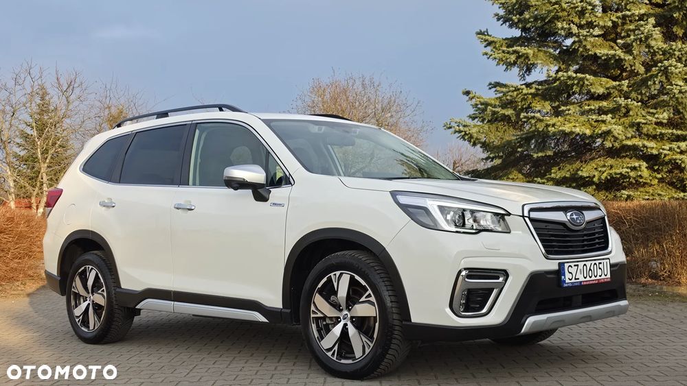 Subaru Forester 2.0i-L Platinum (EyeSight) Lineartronic - 2