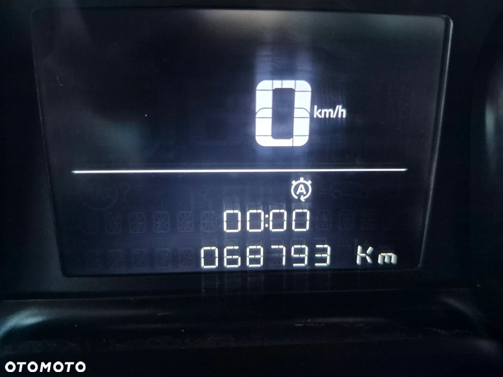 Opel Vivaro - 14