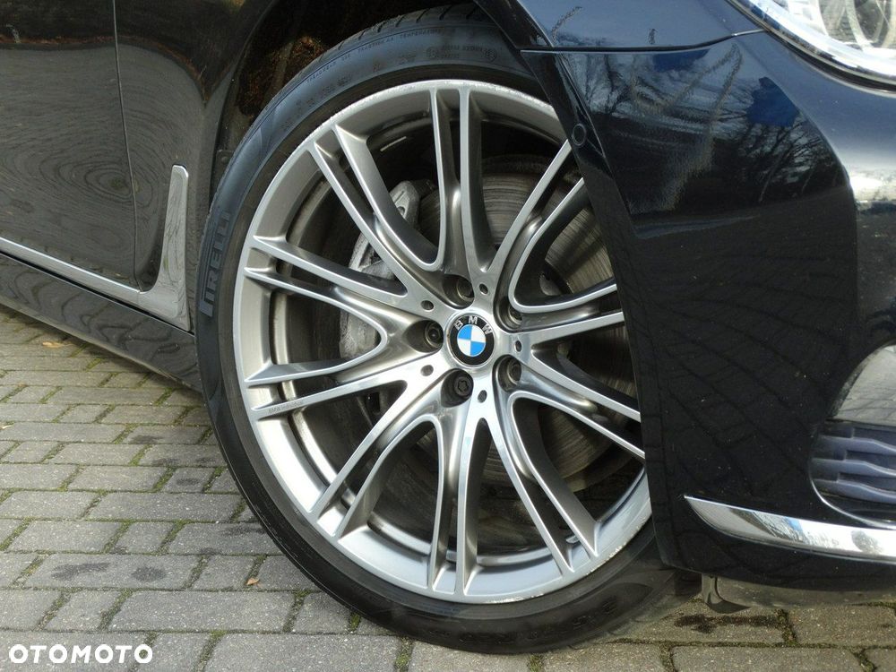 BMW Seria 7 740d xDrive - 8