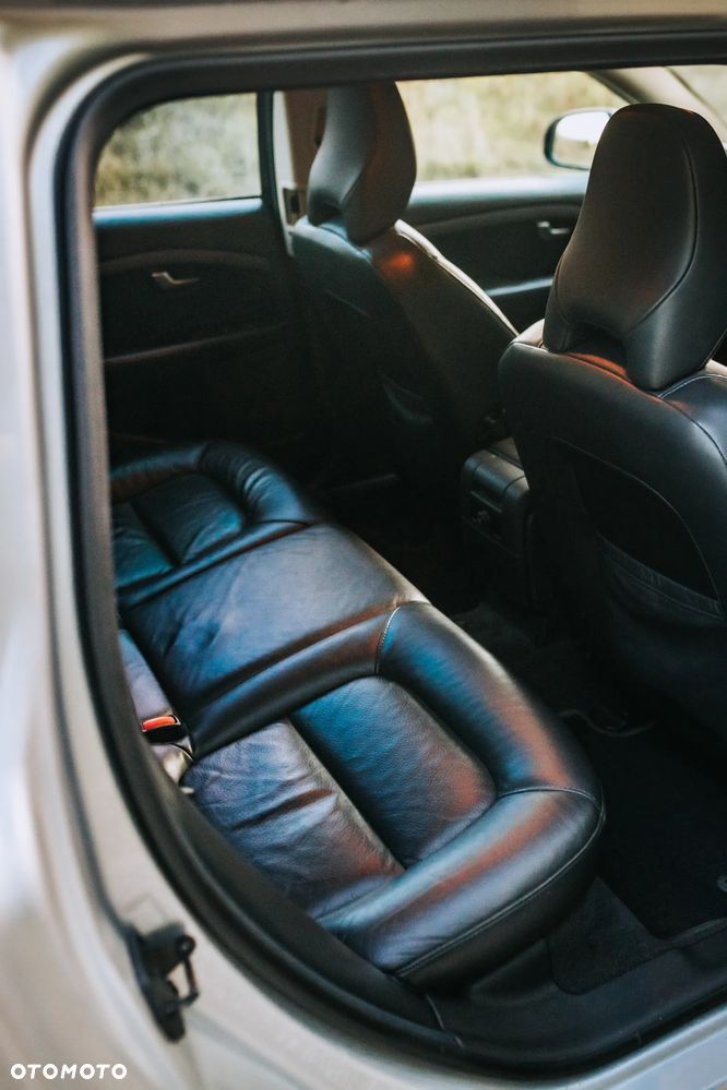 Volvo V70 2009 photo 4