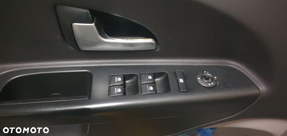 Kia Ceed 1.6 Comfort - 10