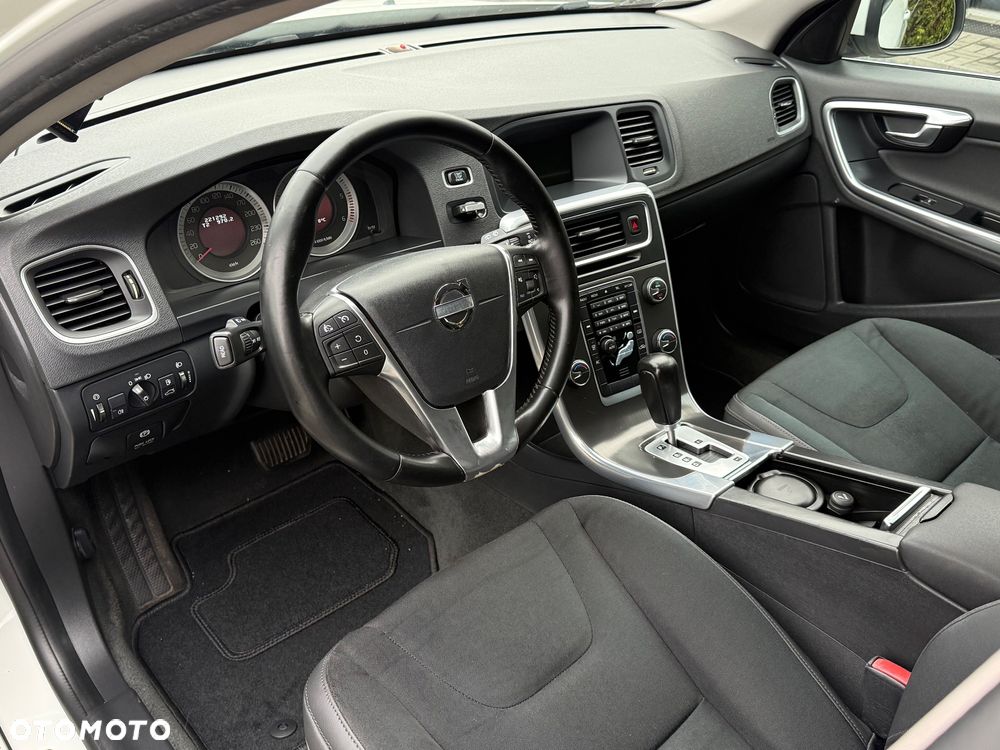 Volvo V60 - 9