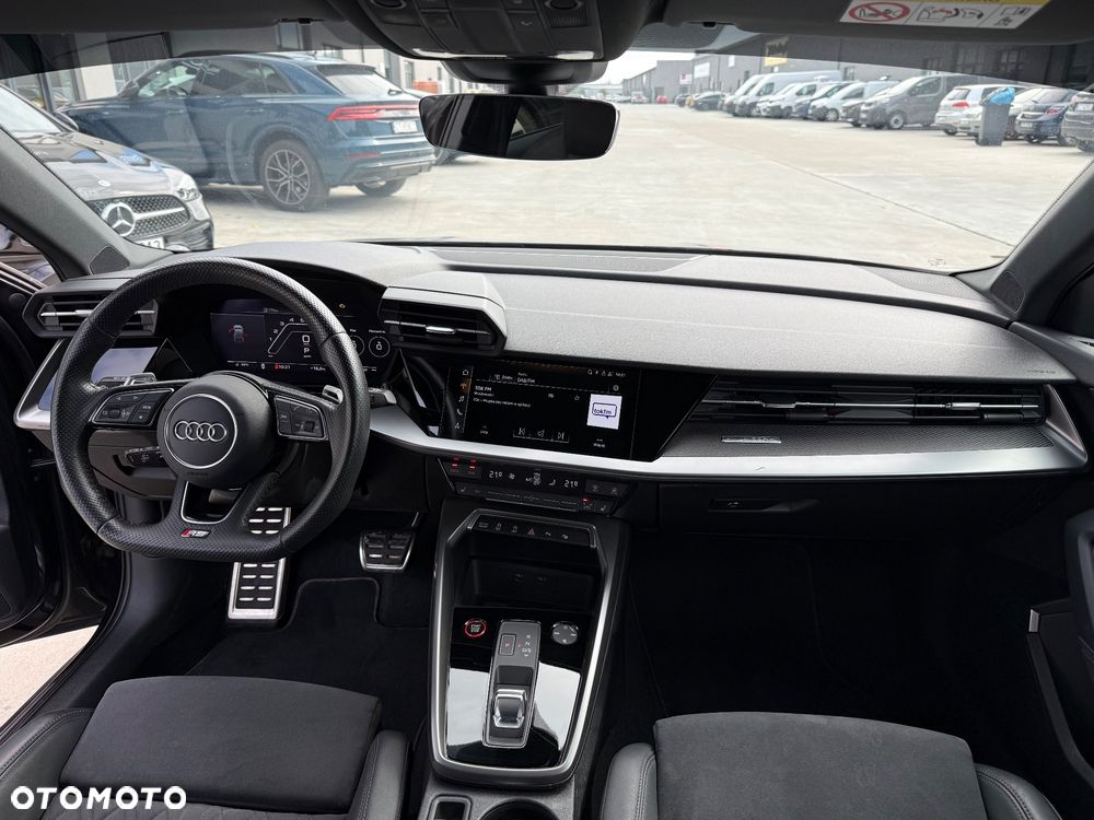 Audi RS3 Sportback - 16
