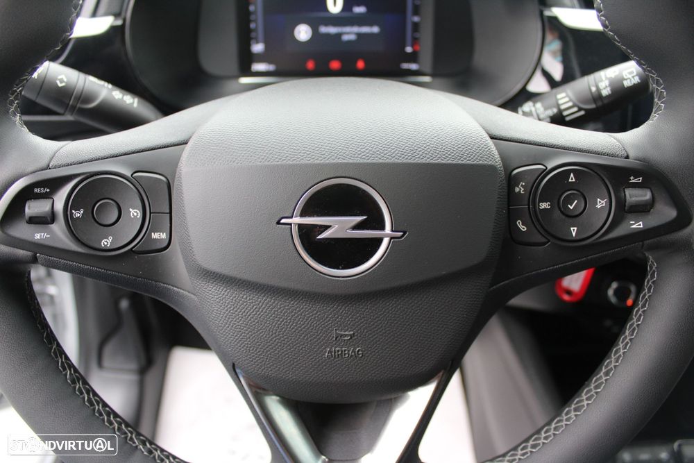 Opel Corsa 1.2 T GS - 6