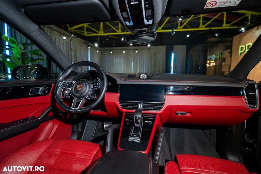 Porsche Cayenne Coupe - 35