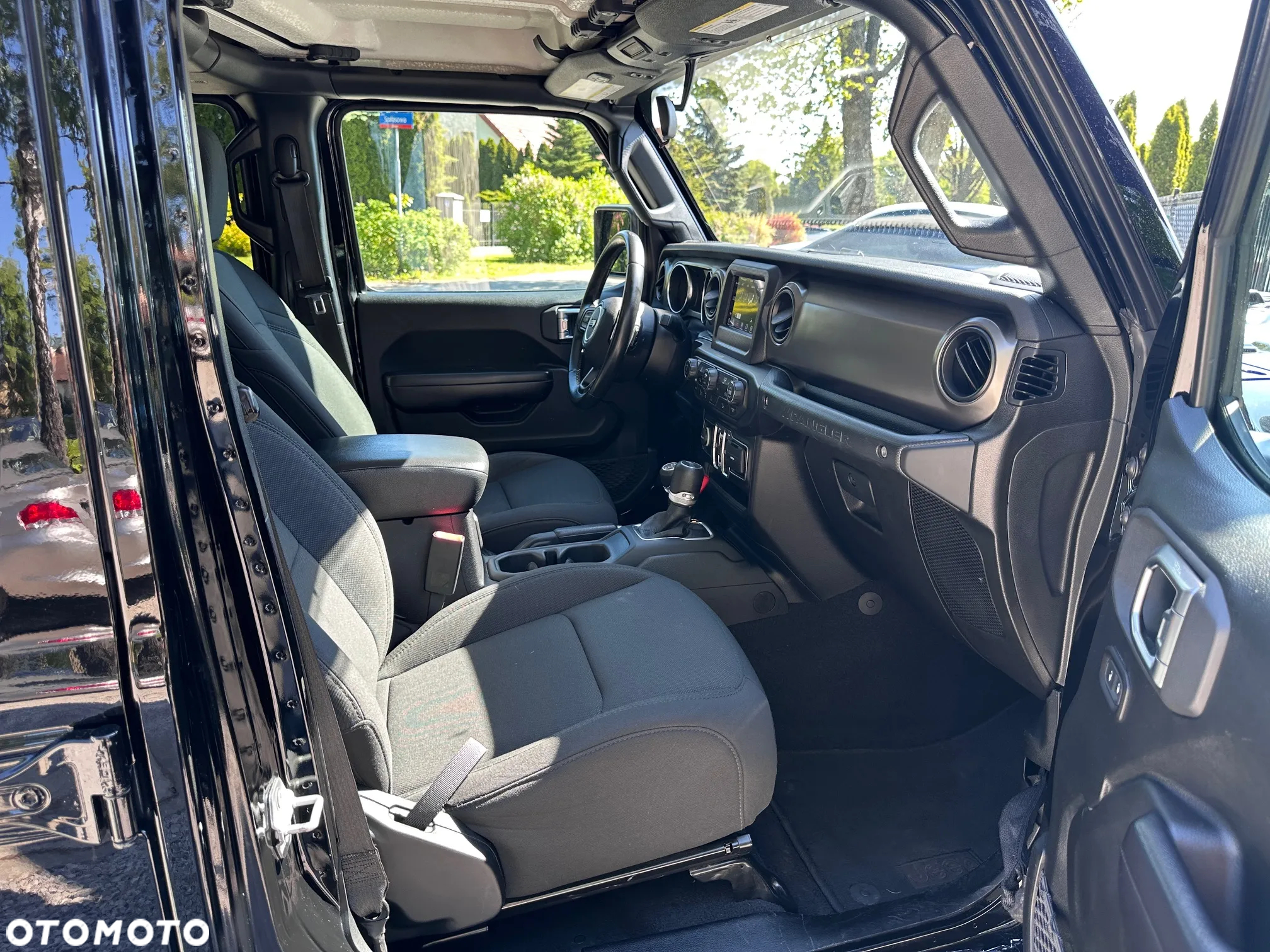 Jeep Wrangler Unlimited GME 2.0 Turbo Sport - 27