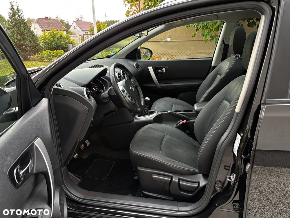 Nissan Qashqai+2 2.0 tekna - 9