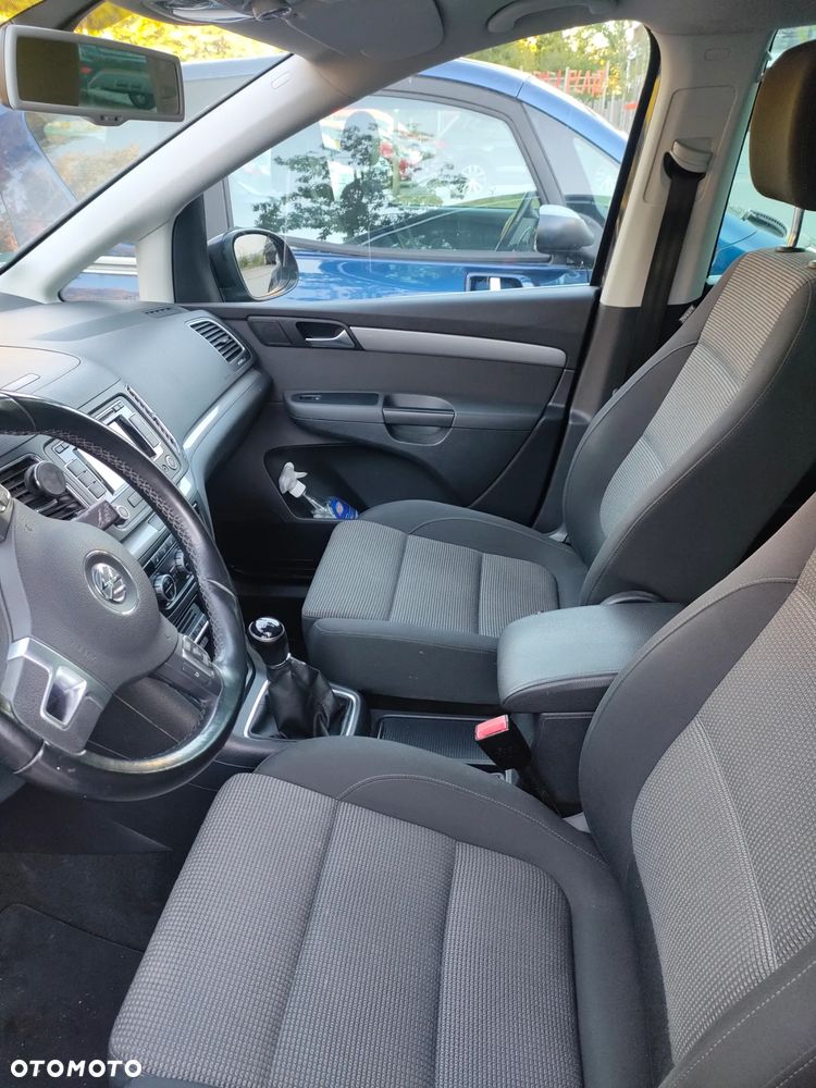 Volkswagen Sharan - 13