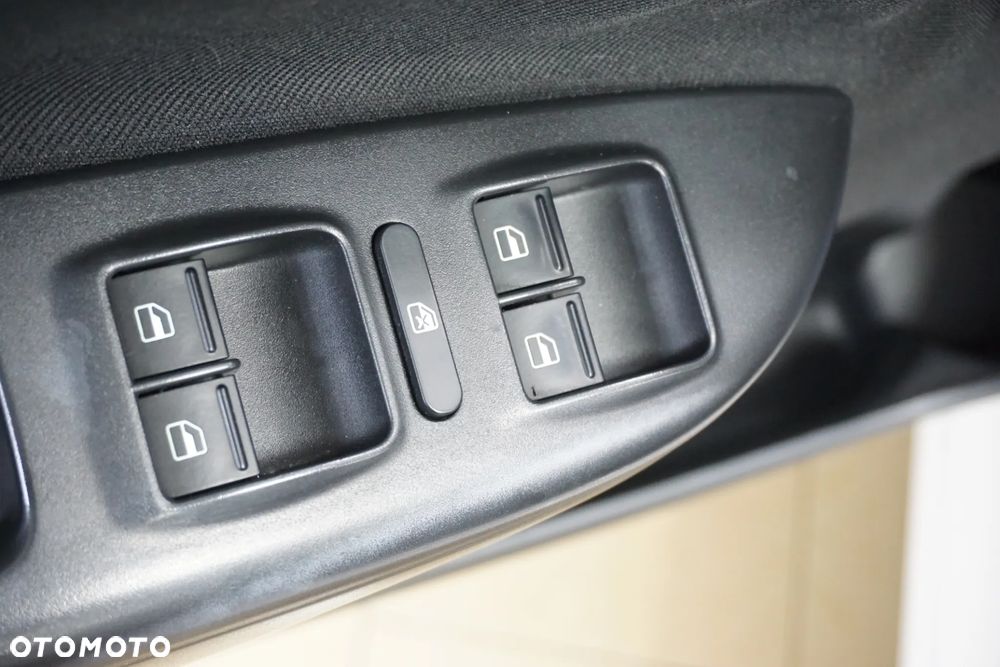 Skoda Octavia 2.0 TDI DPF Team Edition - 26
