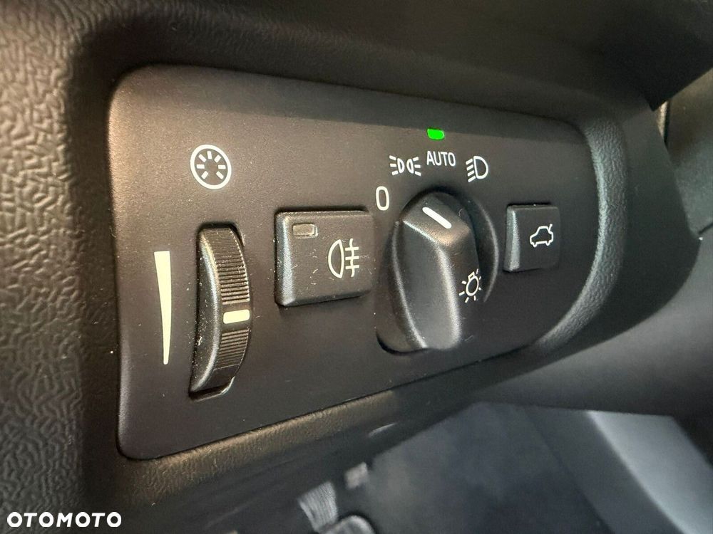 Volvo V40 - 15
