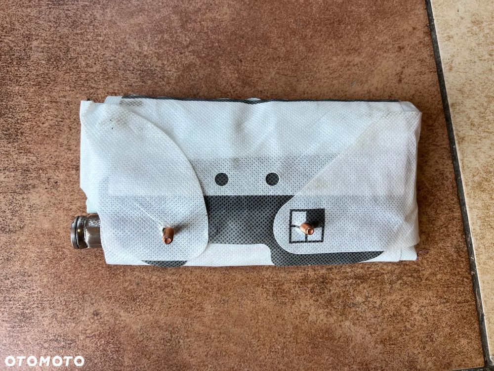 PODUSZKA W FOTEL FOTELA PRAWA DACIA SANDERO III 2022r 648835200 - 2