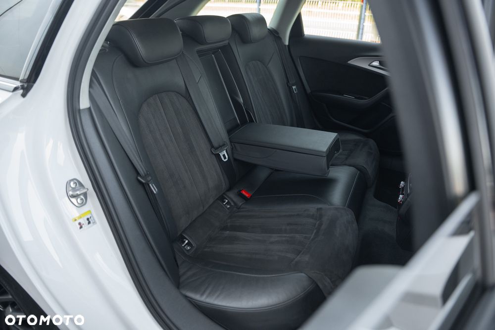 Audi A6 Avant 3.0 TDI S tronic - 35