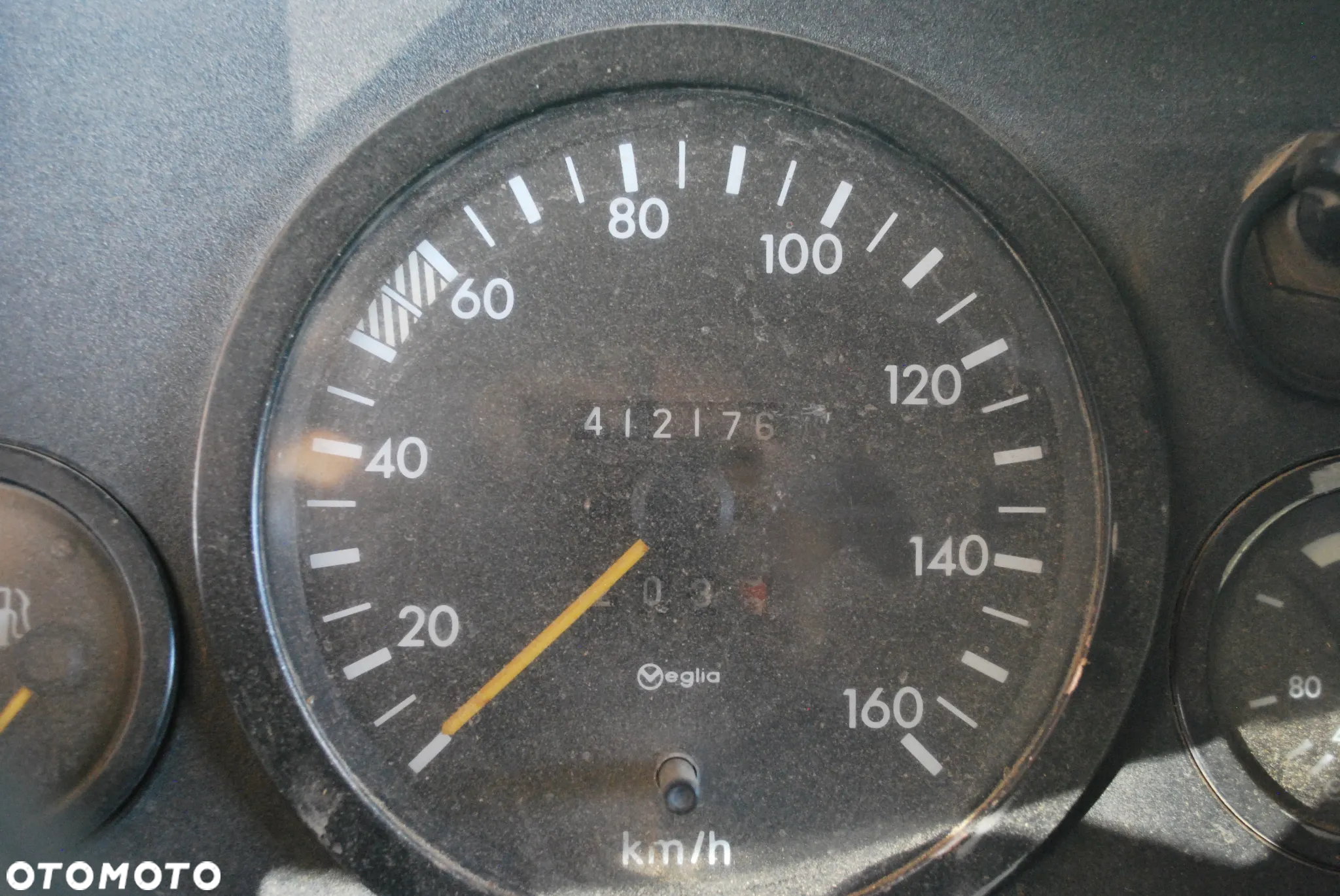 Mercedes-Benz MB100 - 4