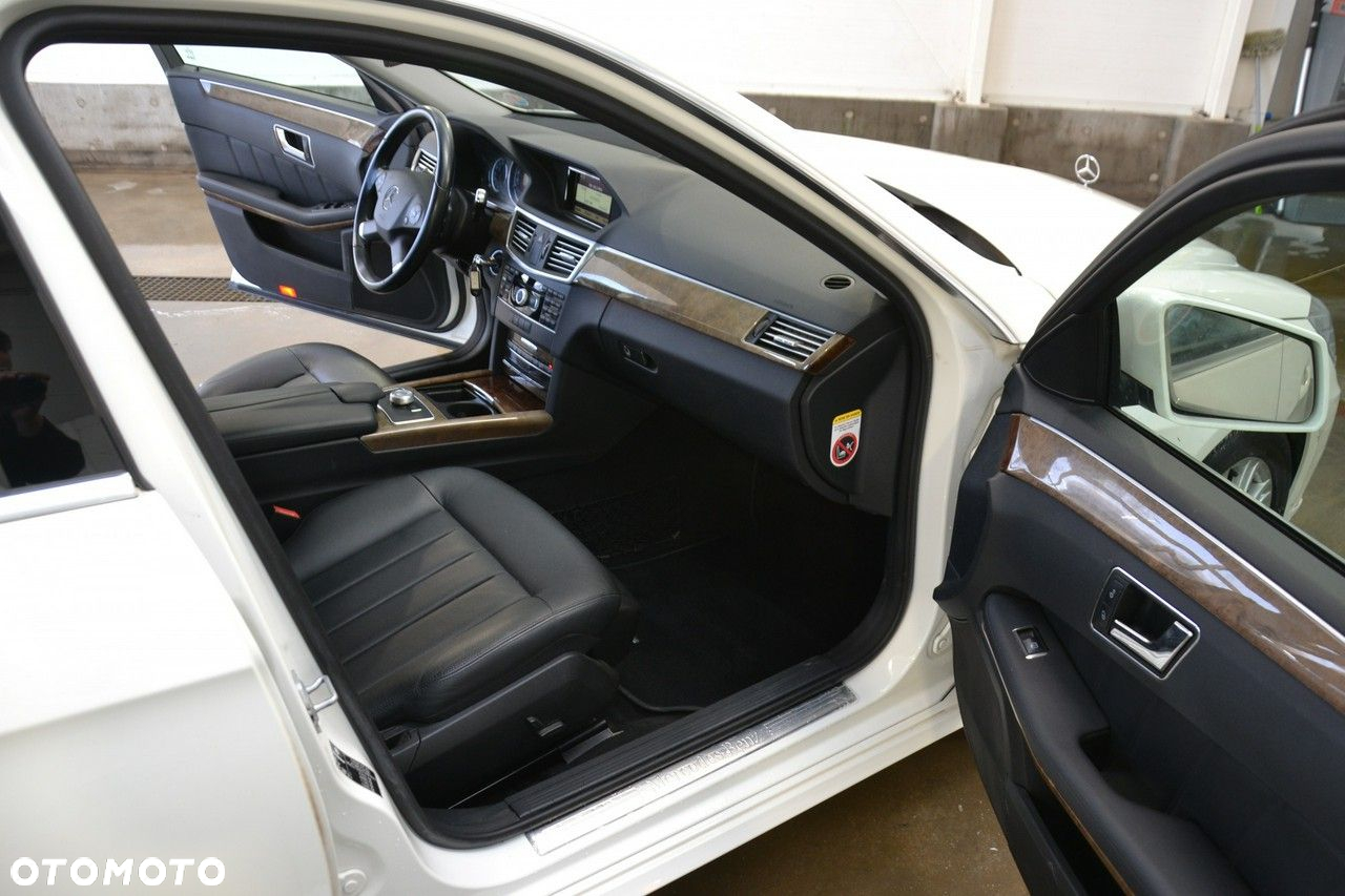 Mercedes-Benz Klasa E - 20