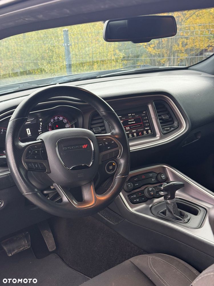 Dodge Challenger Automatik SXT Plus - 8
