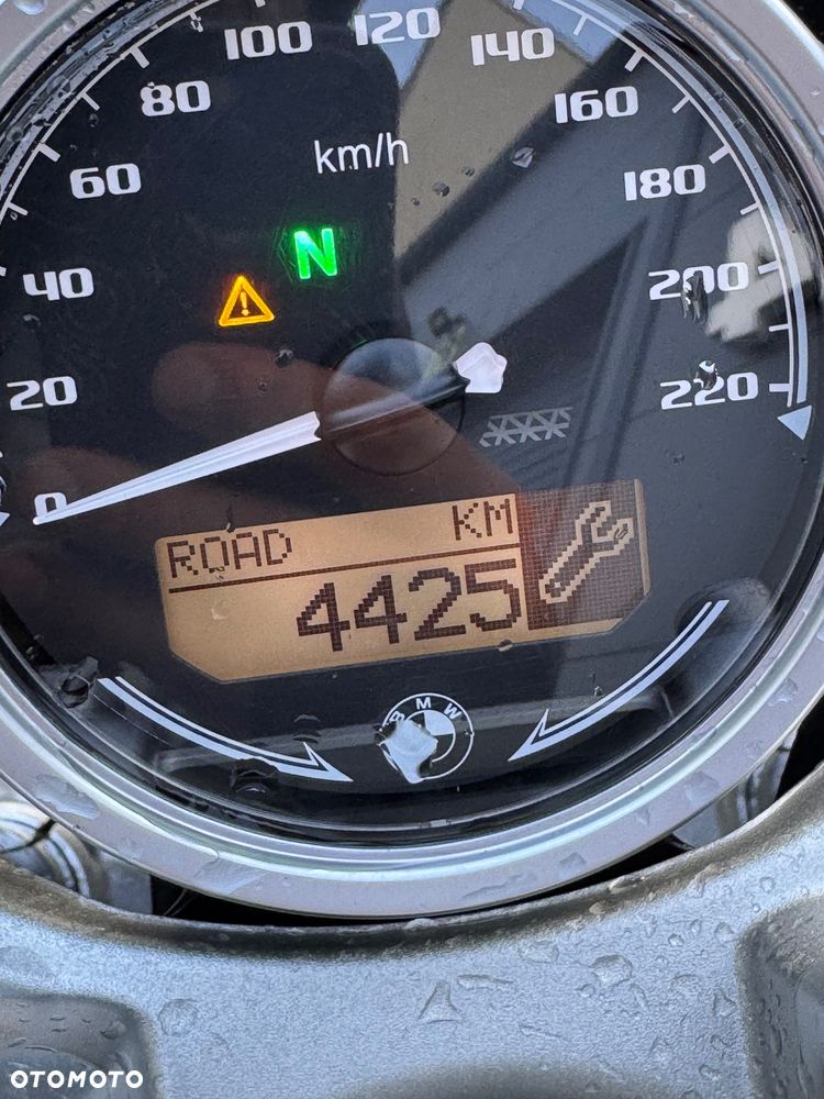 BMW R - 7