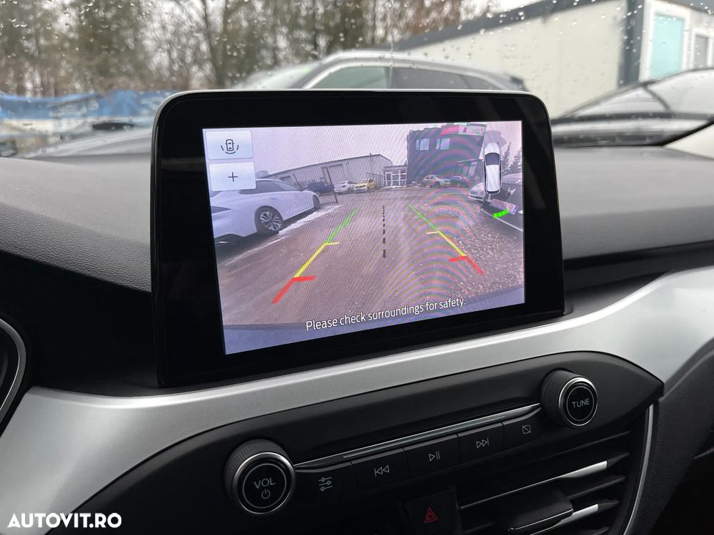 Ford Focus 1.5 EcoBlue Connected - 14