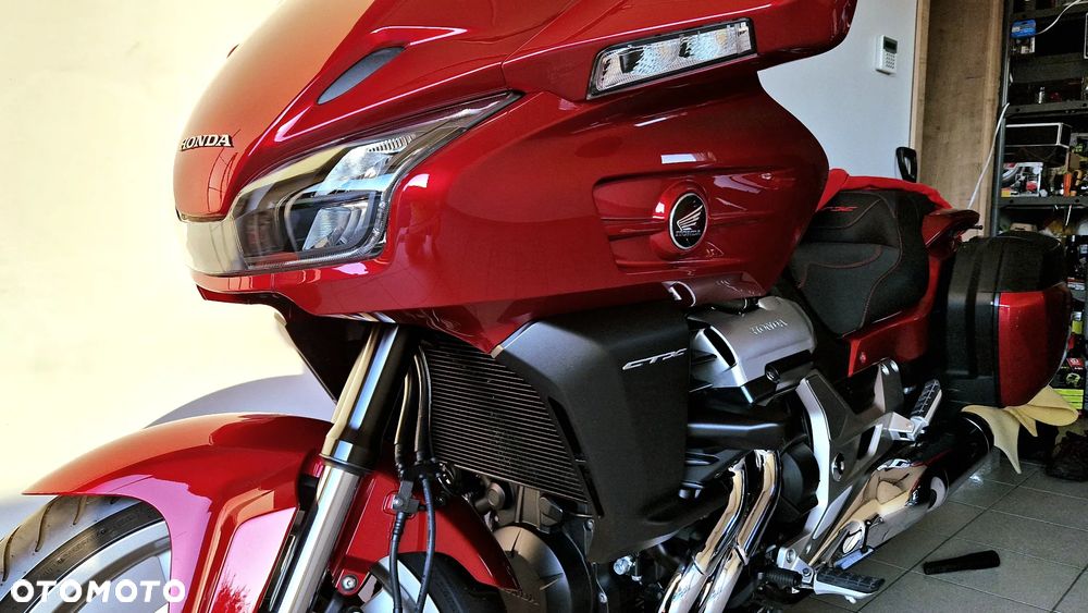 Honda CTX - 3