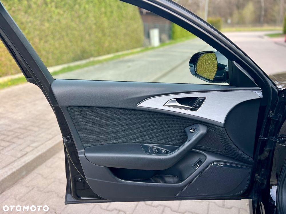 Audi A6 Avant 3.0 TDI S tronic - 25