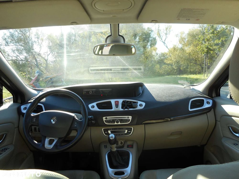 Renault Grand Scenic - 6