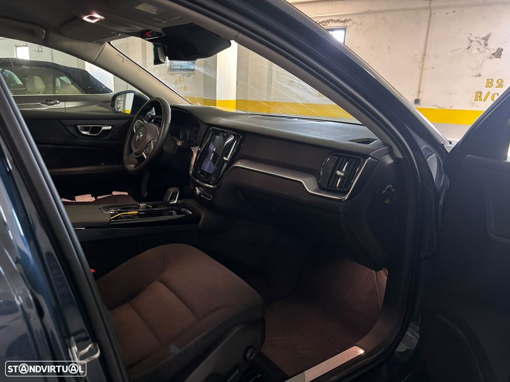 Volvo V60 2.0 T6 AWD TE Inscription - 4