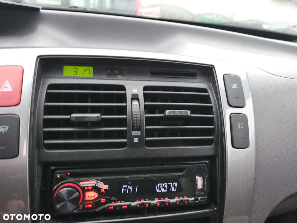 Hyundai Tucson 2.0 4WD GLS - 6