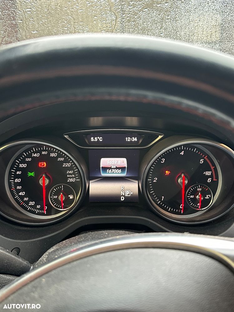 Mercedes-Benz CLA 220 d Aut. - 11