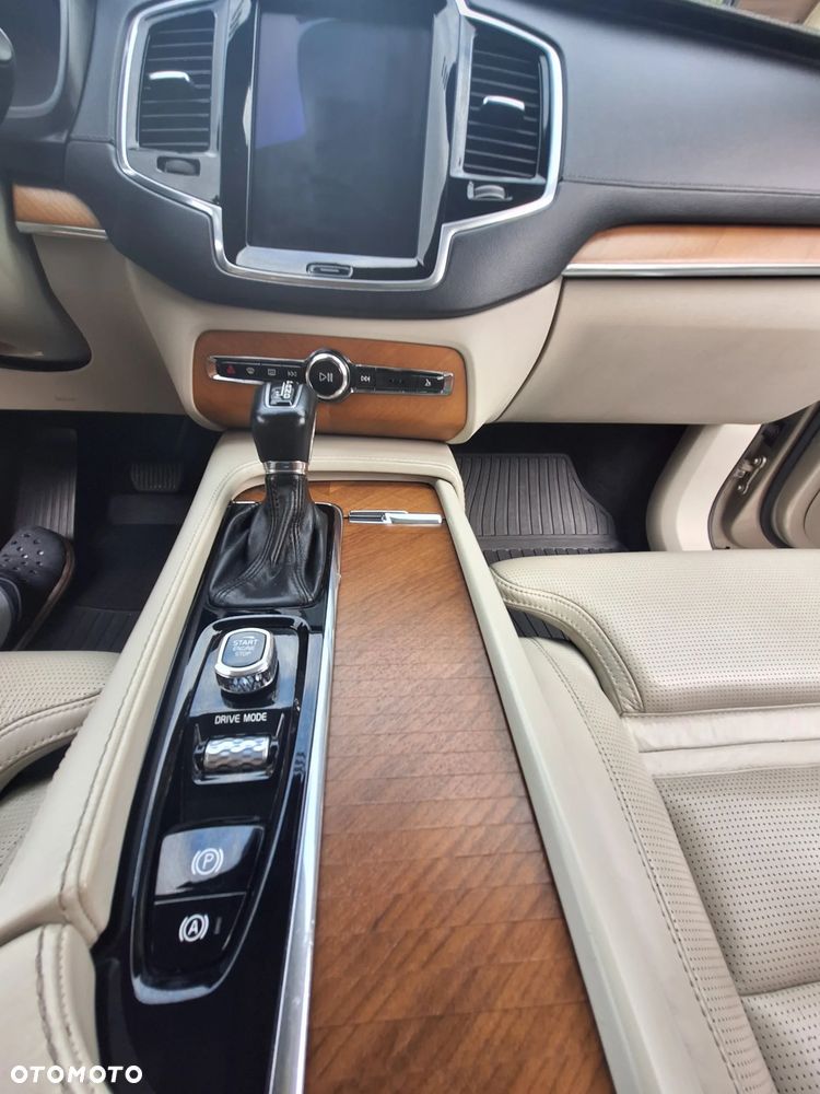 Volvo XC 90 T6 AWD Geartronic Inscription - 21
