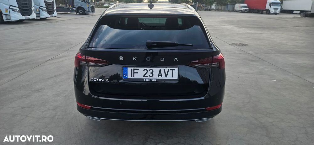 Skoda Octavia 2.0 TDI STYLE DSG - 8