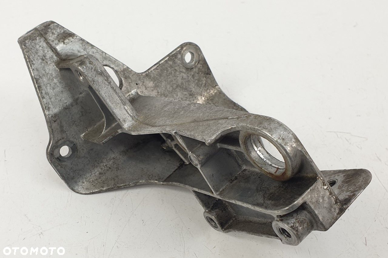 ŁAPA SILNIKA MERCEDES W203 2.2 CDI A6460941141 - 1