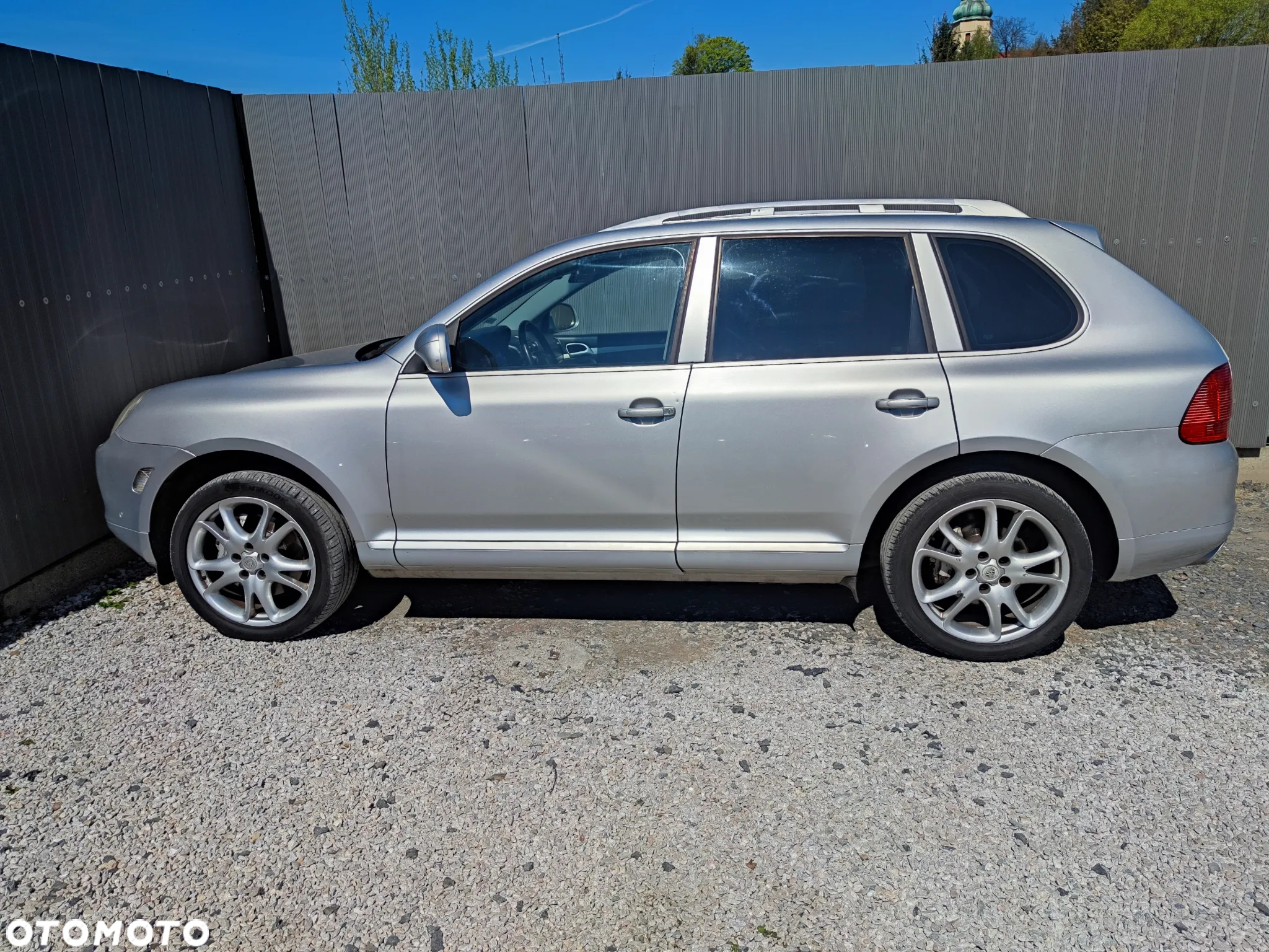 Porsche Cayenne - 4