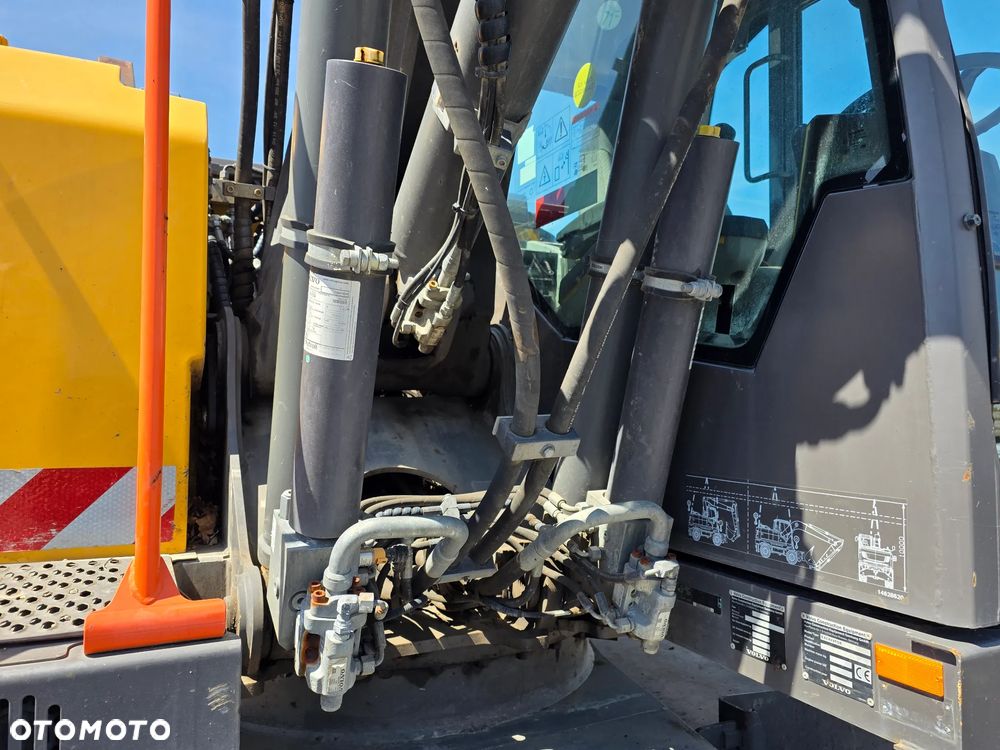 Volvo EWR 150E, 2016 ROK, 8700 MTH, PŁYWAJĄCE RAMIĘ - 16