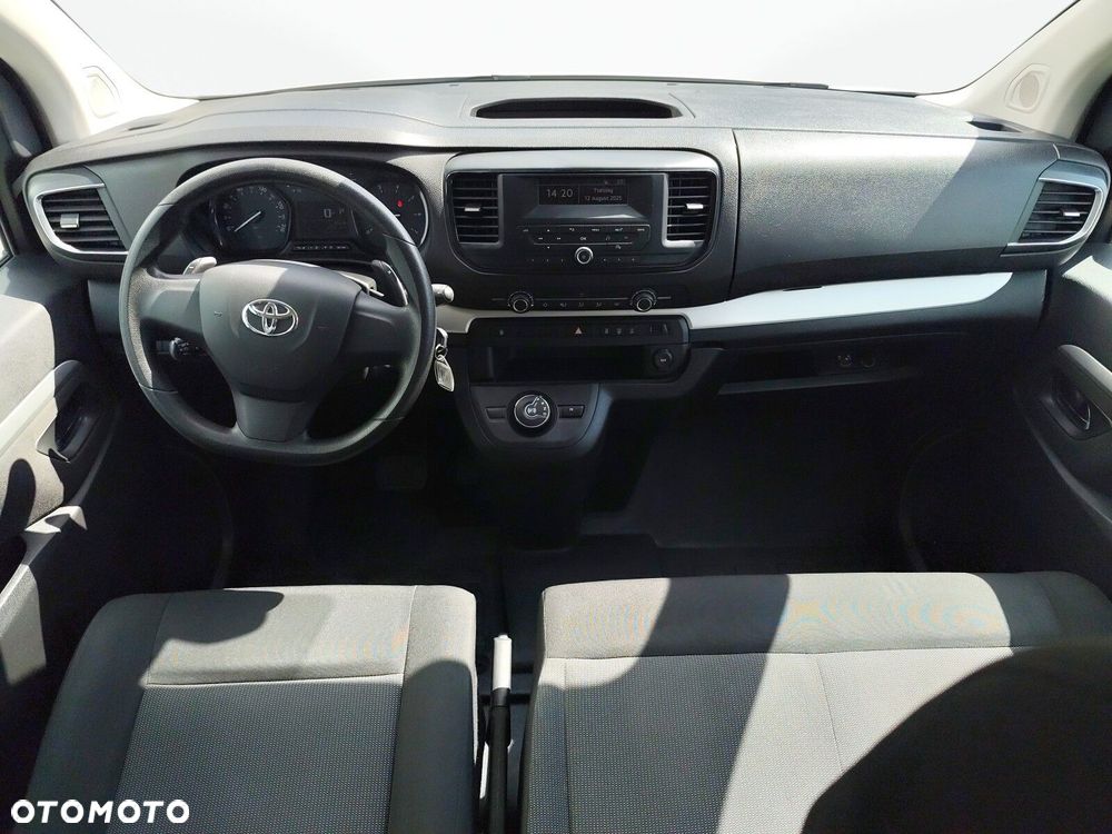 Toyota Proace Verso - 19