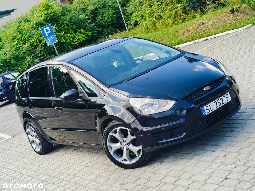 Ford C-MAX 2.0 Platinium X - 3
