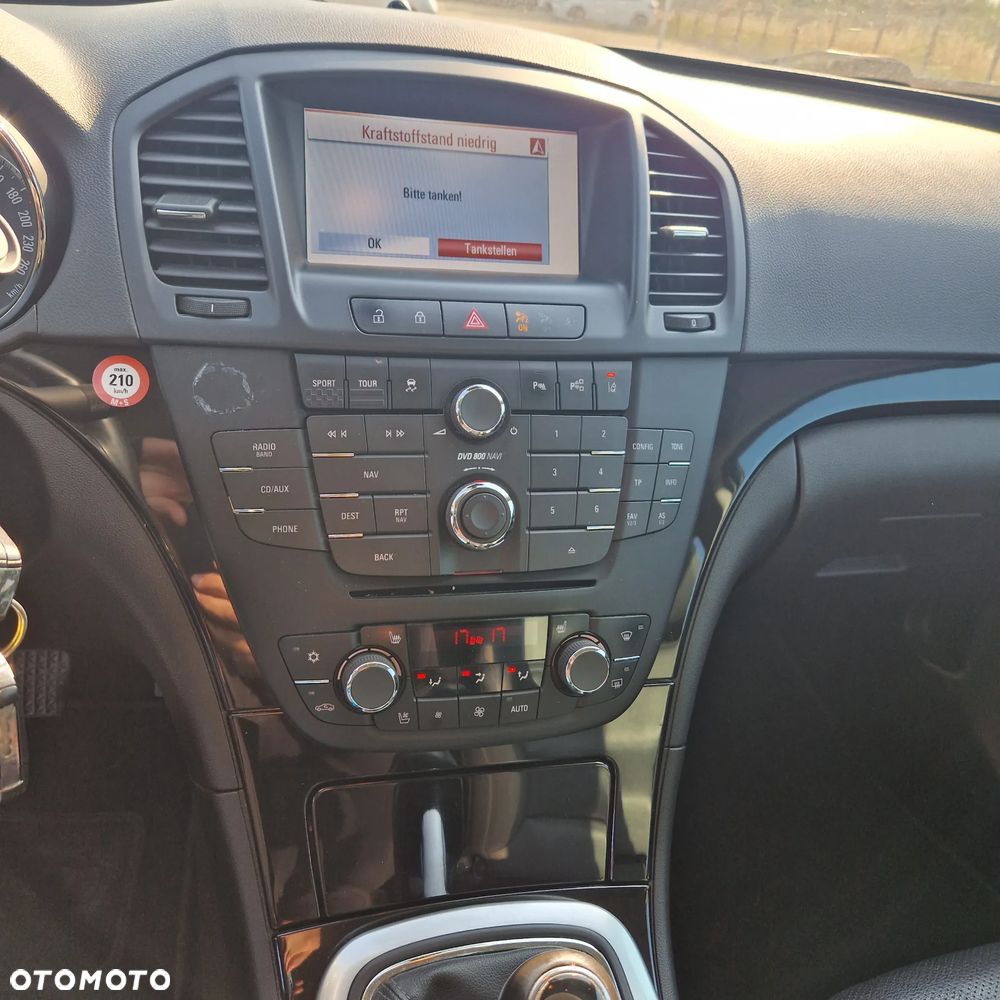 Opel Insignia 2.0 CDTI 150 Jahre - 10