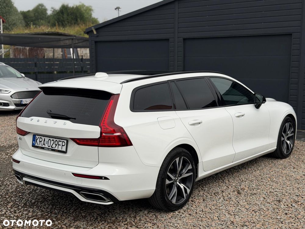 Volvo V60 D4 AWD Geartronic R-Design - 12