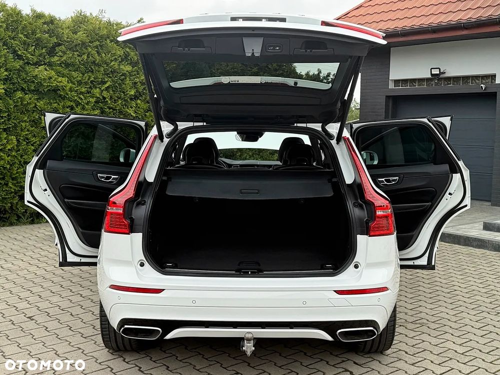Volvo XC 60 D4 AWD Geartronic RDesign - 27