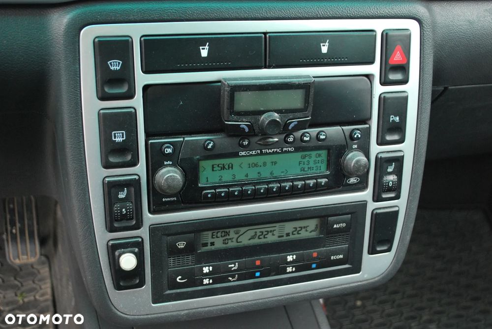 Ford Galaxy - 16