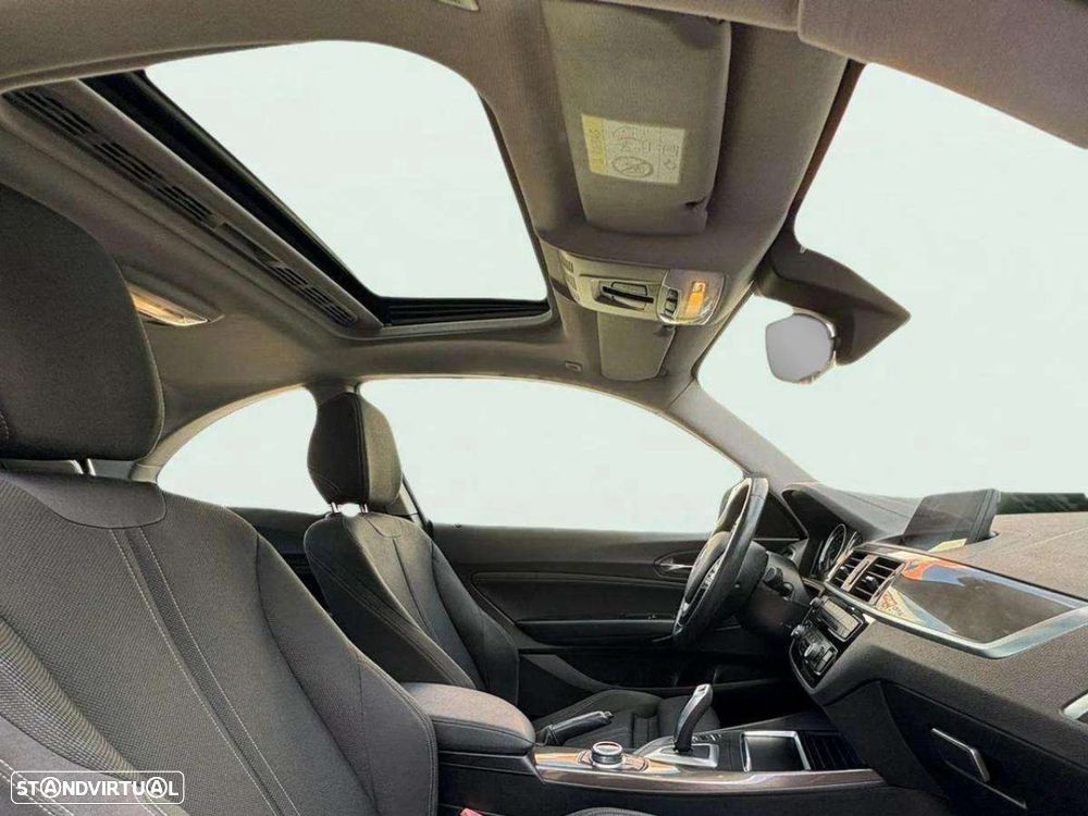 BMW 218 i Coupe Line Sport Auto - 14