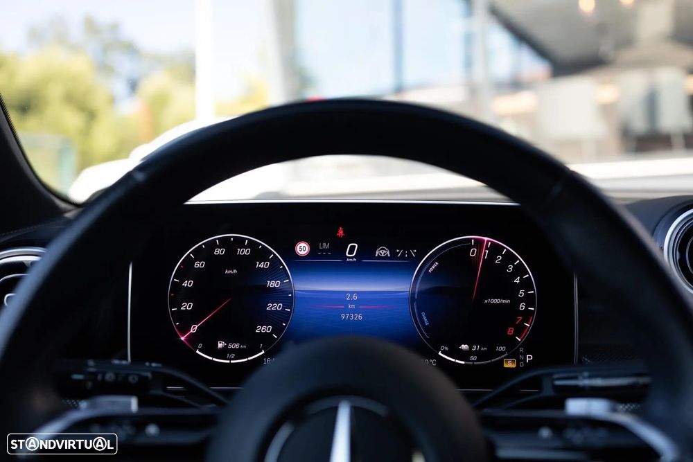 Mercedes-Benz C 300 e AMG Line - 8