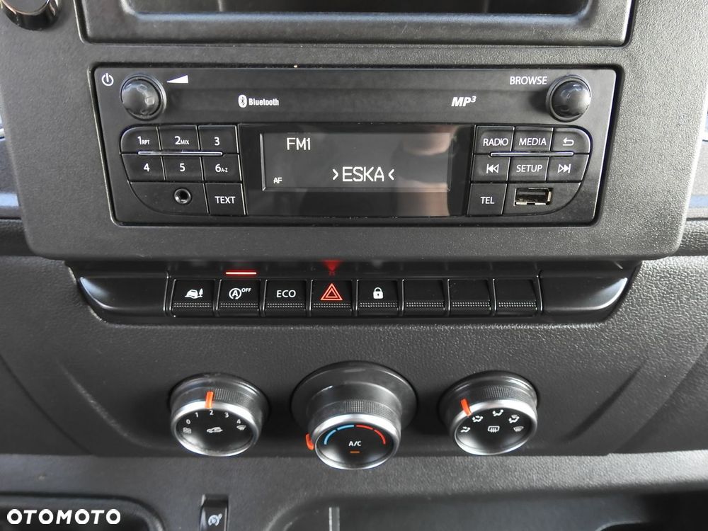 Renault MASTER  PLANDEKA 10 PALET WEBASTO TEMPOMAT LEDY PNEUMATYKA KLIMATYZACJA  165KM - 33
