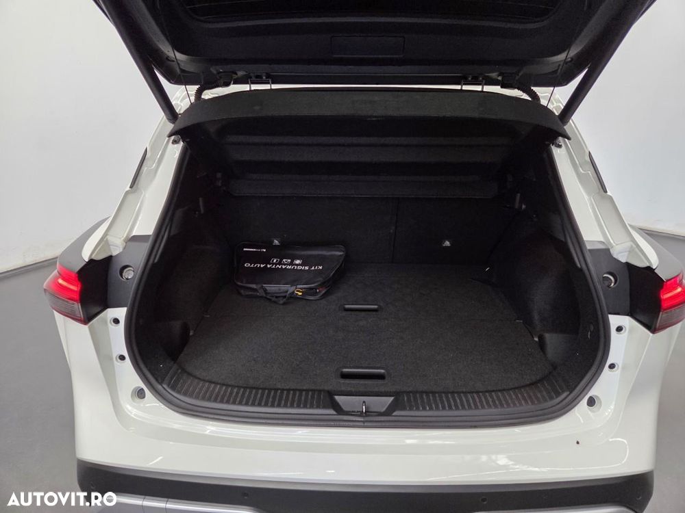 Nissan Qashqai 1.3 l MHEV X-Tronic 4WD Tekna - 8