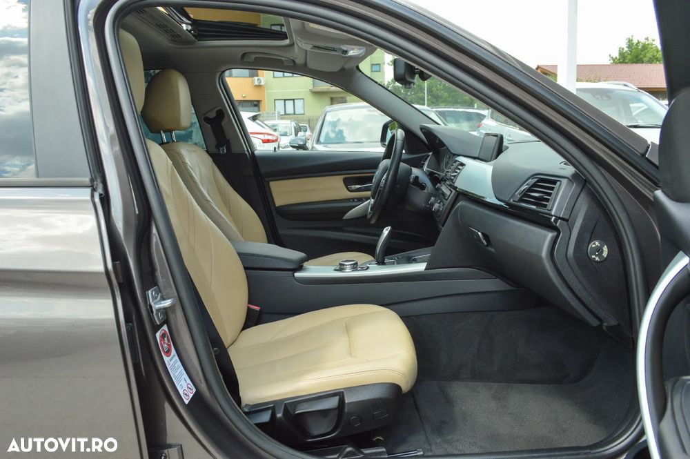BMW Seria 3 320d DPF Aut. Edition Exclusive - 31