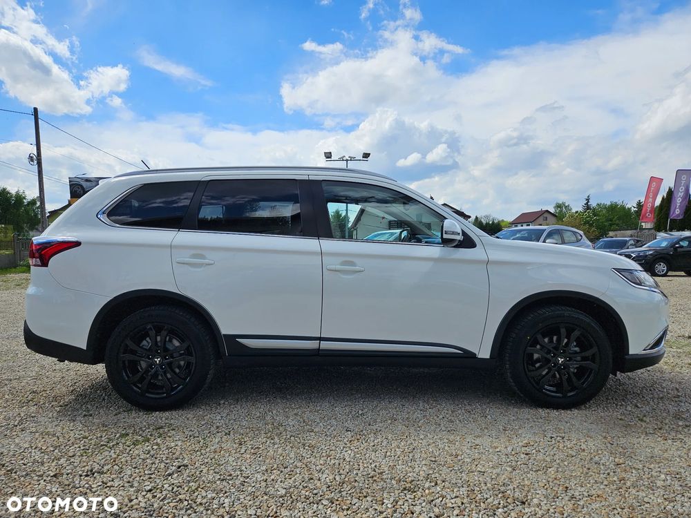 Mitsubishi Outlander 2.0 2WD Diamant - 10