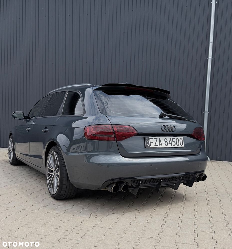 Audi A4 Avant 3.0 TDI Quattro S tronic - 5
