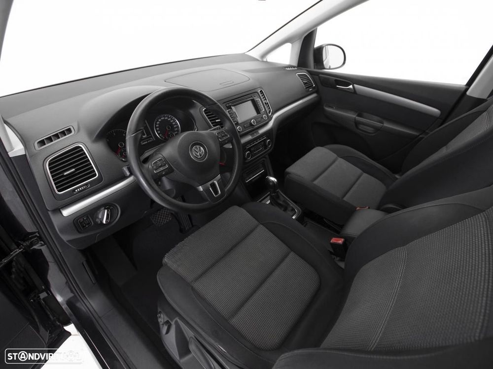 VW Sharan - 7