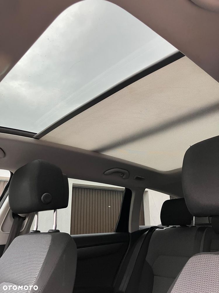 Volkswagen Passat 1.6 TDI DPF BlueMot Comfortline - 13