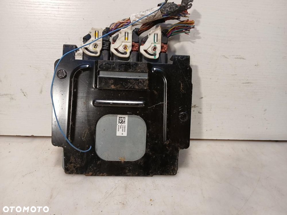 KOMPUTER STEROWNIK SILNIKA PEUGEOT 2008 1.6 HDI HW9666681180 - 2